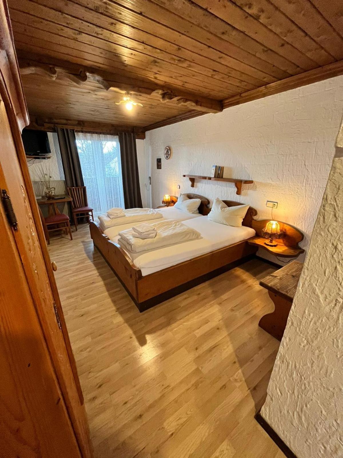 Hotel Negele Hohenfurch Esterno foto